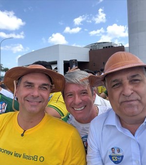 Cabo Bebeto destaca força de Arapiraca durante motociata de Flávio Bolsonaro