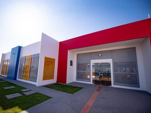 Prefeito Luciano Barbosa inaugura creche no povoado Poção nesta segunda (28)