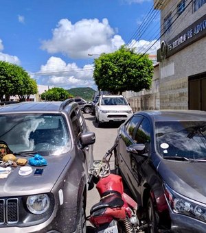 Operação desarticula organização criminosa envolvida em tráfico e clonagem de veículos no Sertão
