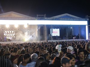 Mais de 100 mil pessoas prestigiaram festa dos 200 anos de AL no Jaraguá