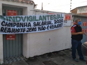 Vigilantes de Alagoas pressionam por reajuste salarial e entram em greve