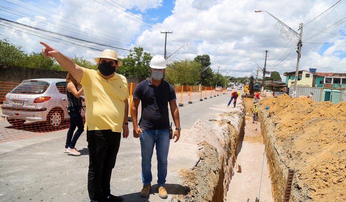 Obras de pavimentação, drenagem e ciclovia são iniciadas no Bairro do Tabuleiro do Pinto em Rio Largo