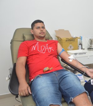 Hemoal faz coleta externa de sangue em faculdade no bairro do Farol, nesta terça (29)