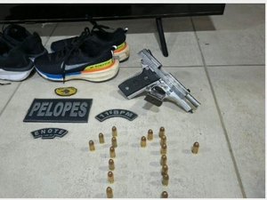 PM prende suspeito de furto e apreende arma e drogas em Santana do Ipanema e Penedo