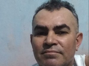 Motociclista tenta atravessar rodovia de forma irregular, é atingido por carro e morre