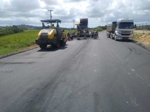 Obra de recuperação da rodovia AL 460 avança no Litoral Norte