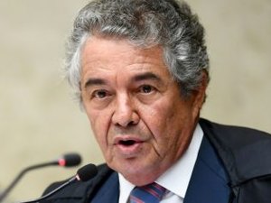 Marco Aurélio sinaliza que deve rejeitar pedido de Flávio Bolsonaro