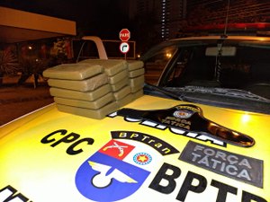 Canavial é utilizado como depósito de drogas em Rio Largo