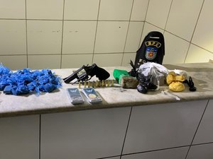 Homem é preso com drogas escondidas em esgoto na periferia de Maceió