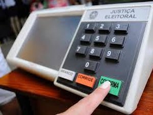 Quase 30 milhões de eleitores deixam de votar e percentual de abstenção é o maior desde 1998