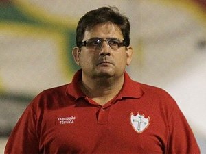 Caso Héverton: Guto Ferreira cobra prêmio por 'evitar' queda da Lusa