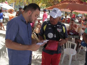 Secretaria organiza uso da faixa de areia por ambulantes