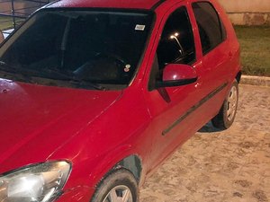 Criminosos usam Celta para praticar assalto em Arapiraca