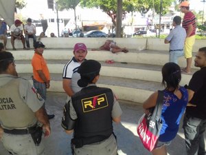 Homem é esfaqueado no Centro de Arapiraca