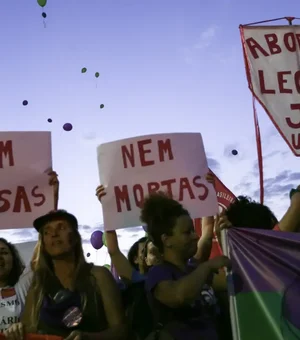 Aborto legal: falhas na rede de apoio penalizam meninas e mulheres