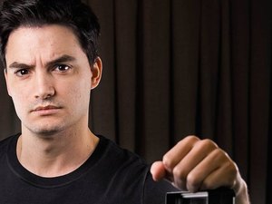 Presidente da Câmara convida Felipe Neto para reunião