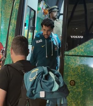 Seleção brasileira chega a Calcutá para amistoso contra a Índia