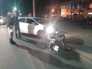 Moto e carro colidem e condutor é detido por embriaguez em Major Izidoro