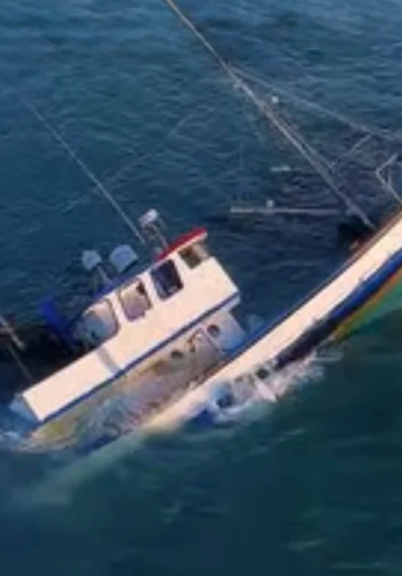 Marinha instaura inquérito para apurar naufrágio de embarcação pirata em Japaratinga