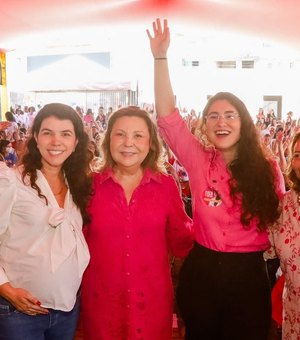 Teca Nelma participa da entrega de centro de reabilitação em Maceió