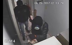 [Vídeo] Polícia divulga imagens de tentativa de assalto a agência bancária 