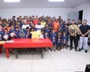 Atletas do Futuro vive dia emocionante com presença de ídolos e entrega de materiais a mais de 100 crianças