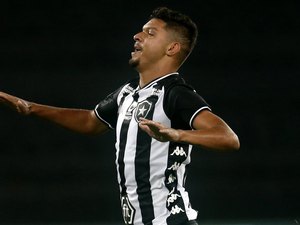 CSA perde do Botafogo e permanece no Z4