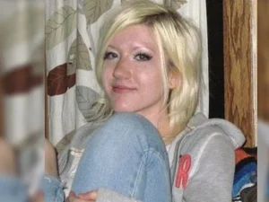 Corpo de modelo é encontrado em tumba de cavalo 10 anos após sumiço