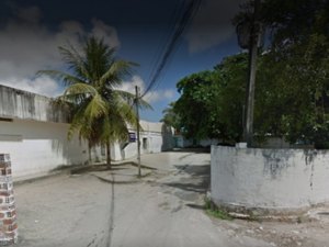 Vacinação contra gripe é interrompida por falta d'água no Benedito Bentes