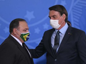 Mortes por covid-19 cresceram nove vezes na gestão Pazuello