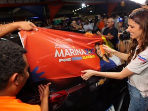 Marina JHC inicia pré-candidatura com grande adesivaço e apoio popular em Maceió