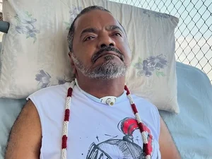 Após boatos, família de Arlindo Cruz se pronuncia sobre saúde do cantor