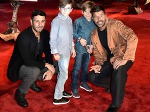 De 'sex symbol' a pai de família, Ricky Martin faz 48 anos