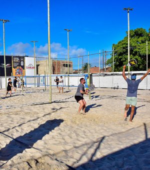 Circuito de Beach Tennis agita as quadras da Pajuçara neste fim de semana