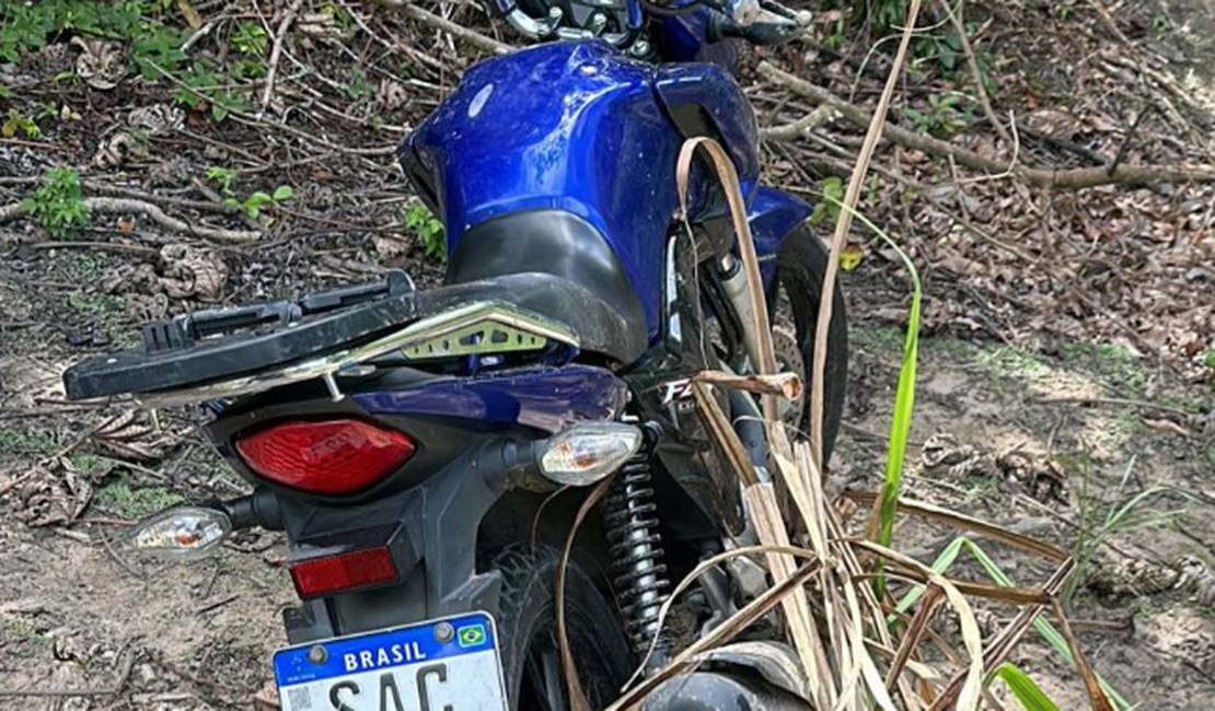 PM recupera motocicleta roubada na BR-101 em Messias