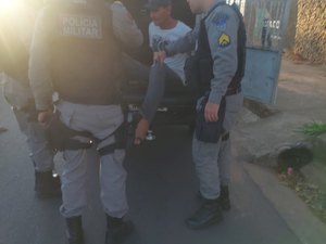 Homem atropela adolescente e colide com outro veículo ao tentar fugir do local