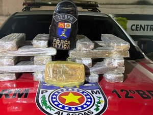Polícia encontra quase 20 quilos de drogas enterrados em um assentamento de Maceió