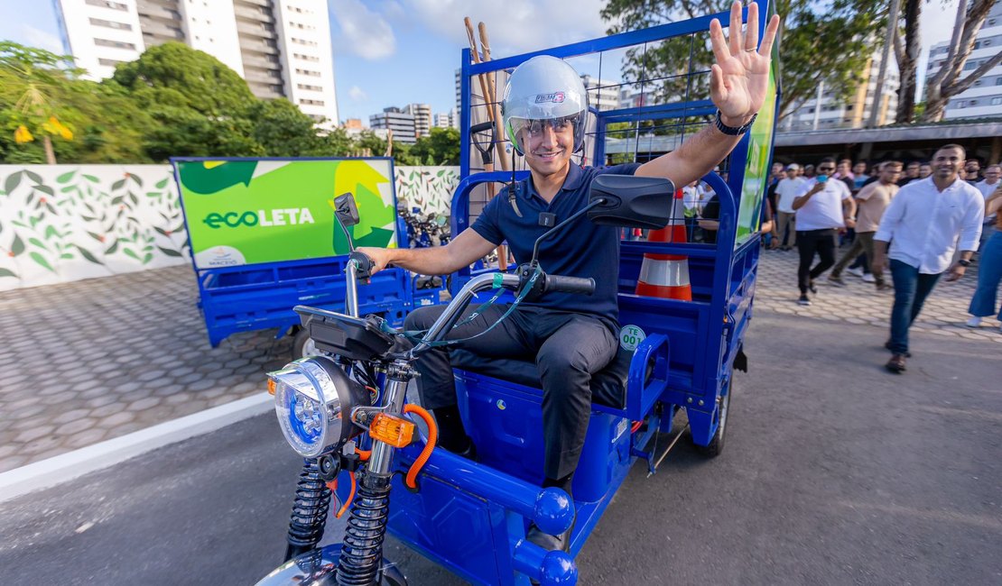 JHC inova na coleta sustentável, trocando carroças de tração animal por triciclos elétricos