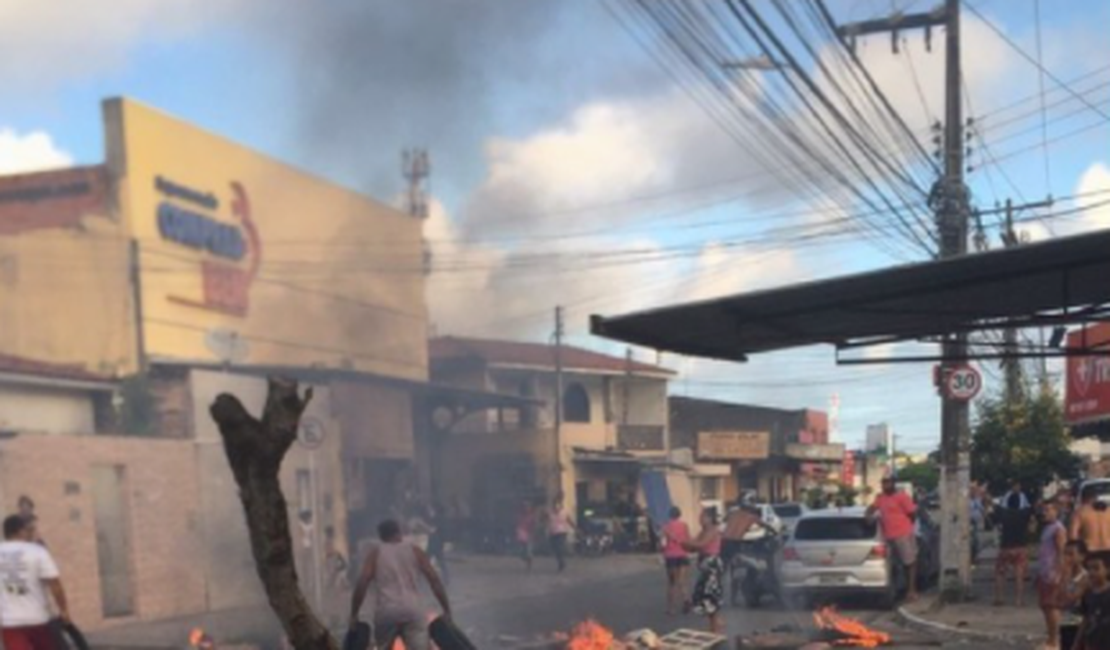 População pede segurança e protesta contra assaltos na Ponta Grossa