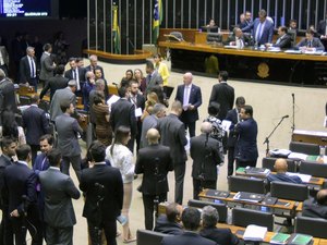 Câmara aprova urgência para projeto de congelamento do FPM