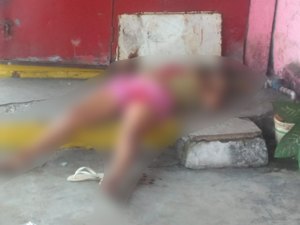 Usuária de drogas é assassinada a facadas no bairro do Feitosa, em Maceió