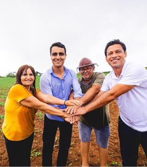 JHC visita poço artesiano em Arapiraca e destaca ação que beneficia mais de 200 famílias