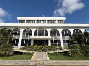 TCE-AL firma convênio com UFAL para desenvolver soluções em inteligência artificial