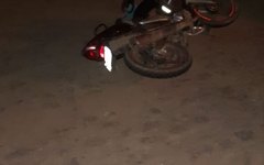 Motociclista invade contramão e colide com carro na AL-110