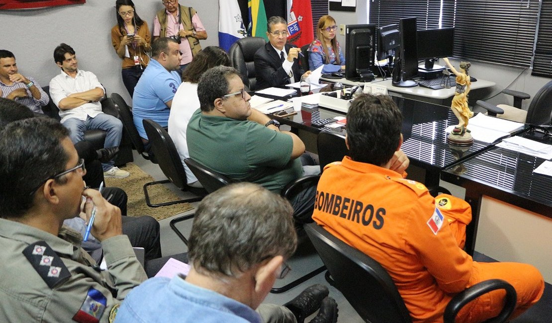 MP, órgãos públicos e associações firmam acordo de segurança para festas juninas