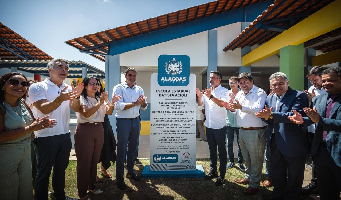 Governo de Alagoas entrega escola e amplia sinalização turística internacional em Maragogi