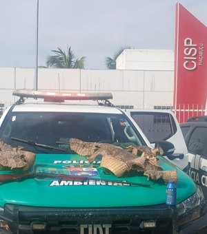 Polícia apreende espingarda e peles de jacaré no Litoral Sul de Alagoas