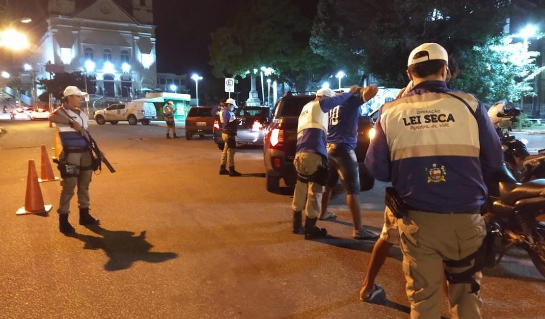 Cinco motoristas são retirados de circulação durante Lei Seca em Maceió