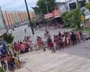 Moradores protestam contra falta d'água no bairro Vergel do Lago, em Maceió