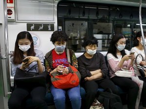 China relata 409 novos casos de coronavírus e mais 150 mortes